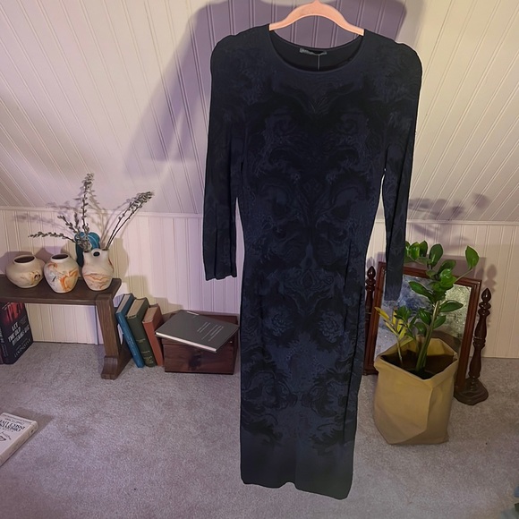 ALEXANDER MCQUEEN | black & blue DAMASK KNIT Dress - Picture 1 of 7